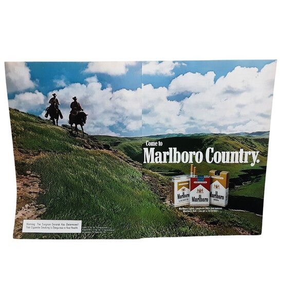 1981 Marlboro Country Cowboys Horses 2 Page Print Ad Vintage - Picture 1 of 1